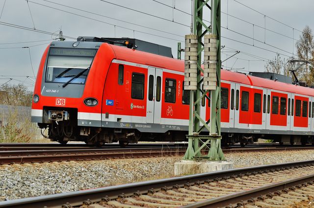 „S-Bahn Geheimpläne“ – Wo bleibt der 10-Minuten-Takt?