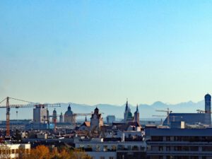 Wärmebelastung in München und Alpines Pumpen gestalt der stadt groessing