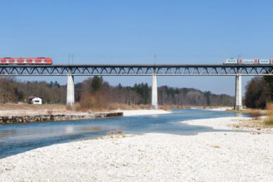 Die heutige Großhesseloher Brücke