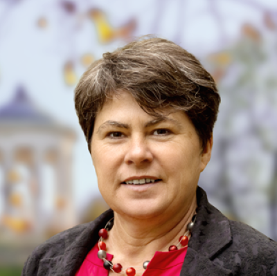 Dr. Michaela Schier