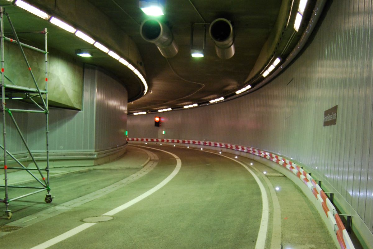 Straßentunnel