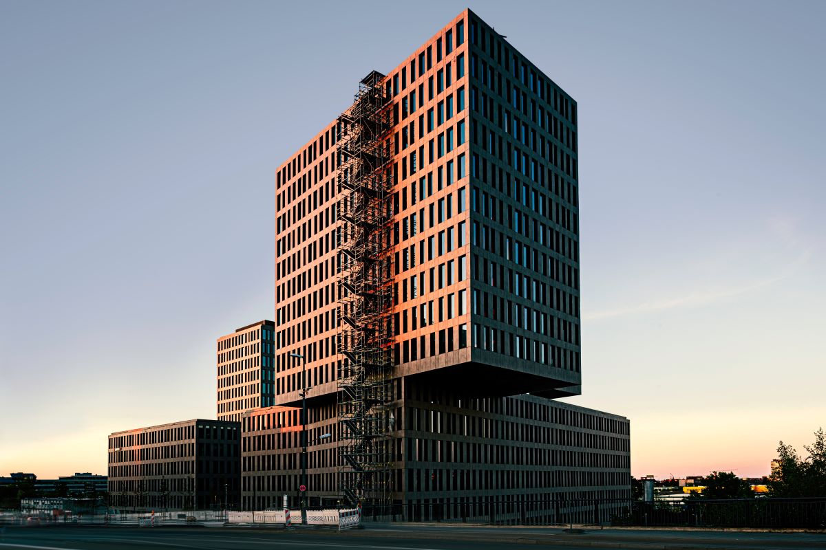 Hochhaus an der Donnersbergerbrücke