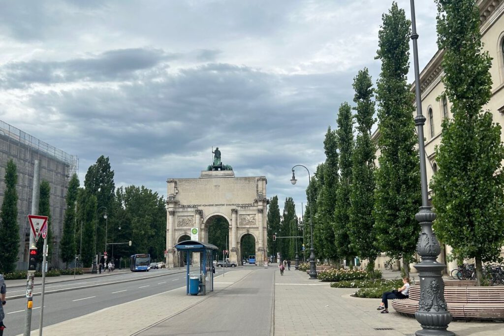 Generalansicht Neues Forum Siegestor ; gelungene Transformation