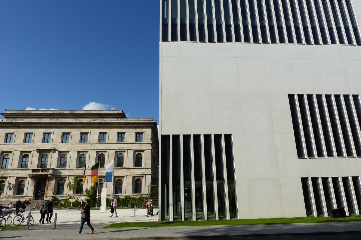 Alte und neue Architektur im Kunstareal