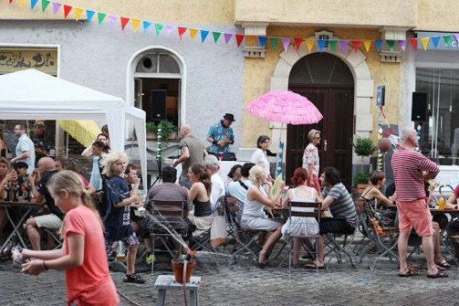 Strassenfest_in_der_Dreimuehlenstrasse_in_Muenchen