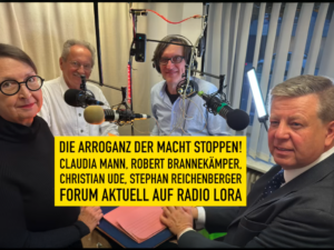 Appell des AK ,Kulturbauten' an den neugewählten Münchner Stadtrat 2026 Im Podcaststudio (v. l.): Claudia Mann, Christian Ude, Stephan Reichenberger & Robert Brannekämper