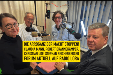 Im Podcaststudio (v. l.): Claudia Mann, Christian Ude, Stephan Reichenberger & Robert Brannekämper