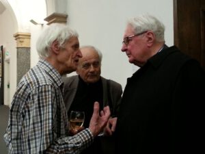 Karl Klühspies (li.) im Gespräch mit Hans-Jochen Vogel (re.) und in der Mitte Gerhard Meighörner