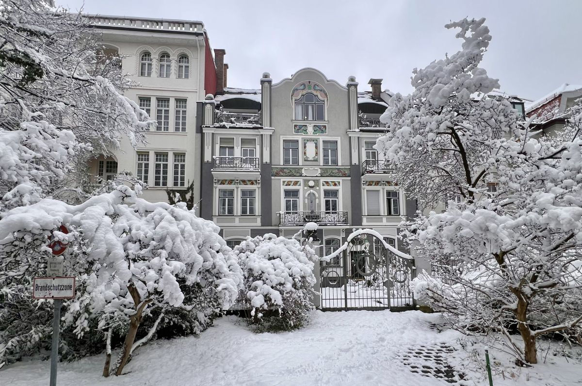 Pfauenhaus Franz-Joseph-Str. 19 im Winter