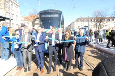 Feierliche Eröffnung der Trambahn-Westtangente