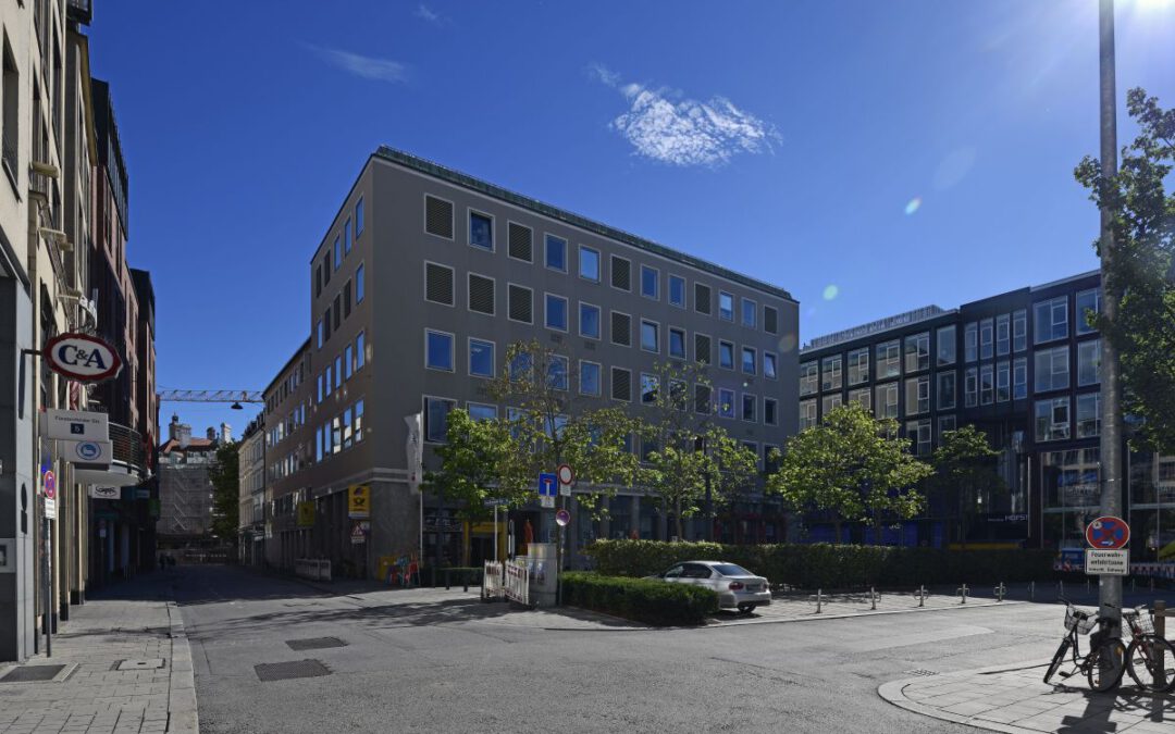 Georg-Kronawitter-Platz